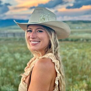 Meet your Posher, Kelsey